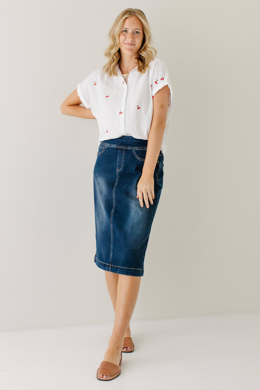 'Sara' Classic Knee Length Dark Denim Skirt