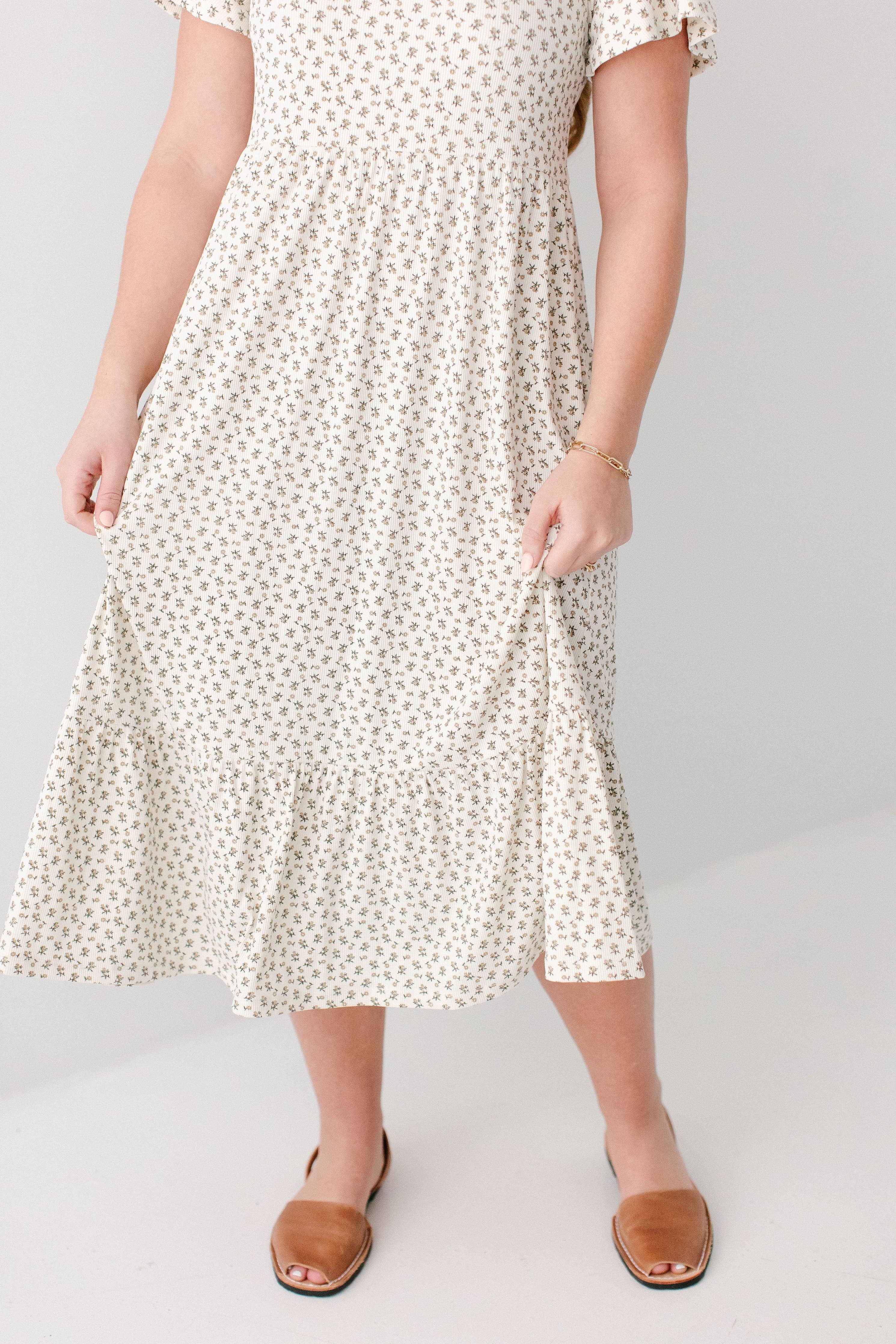 'Shiloh' Ditsy Floral Ribbed Midi Dress
