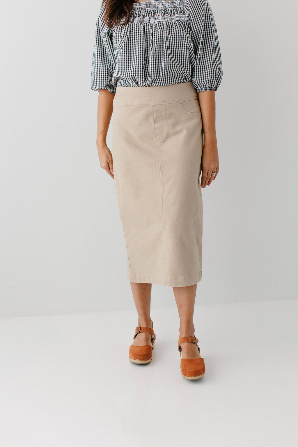 'Sara' Stretch Denim Skirt in Khaki