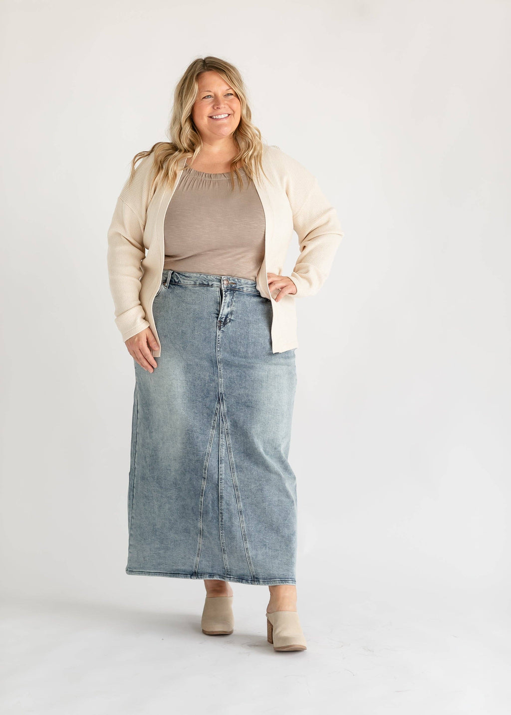 Essential Pleated Neck Layering Tank