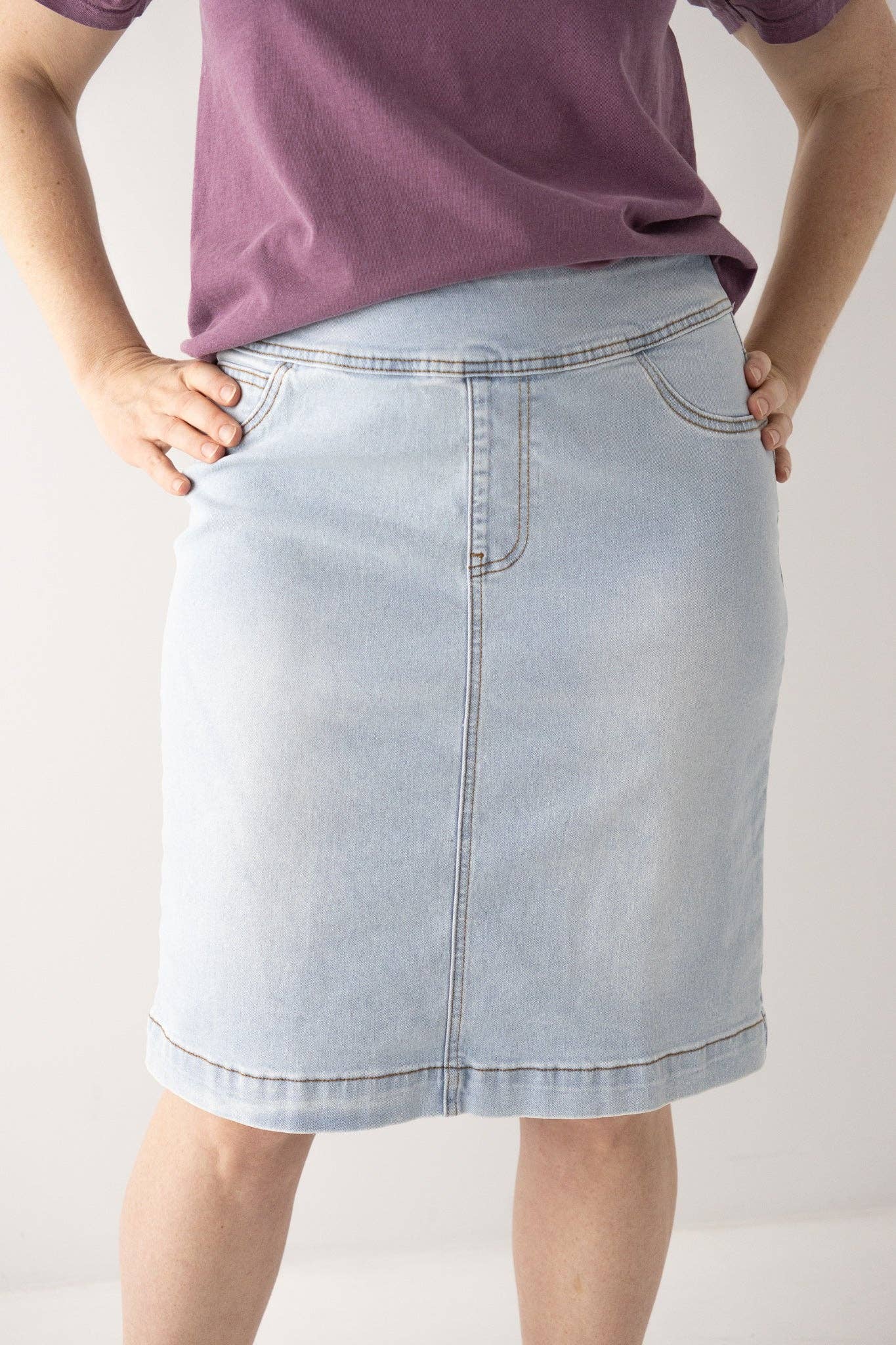 'Sara' Stretch Denim Skirt