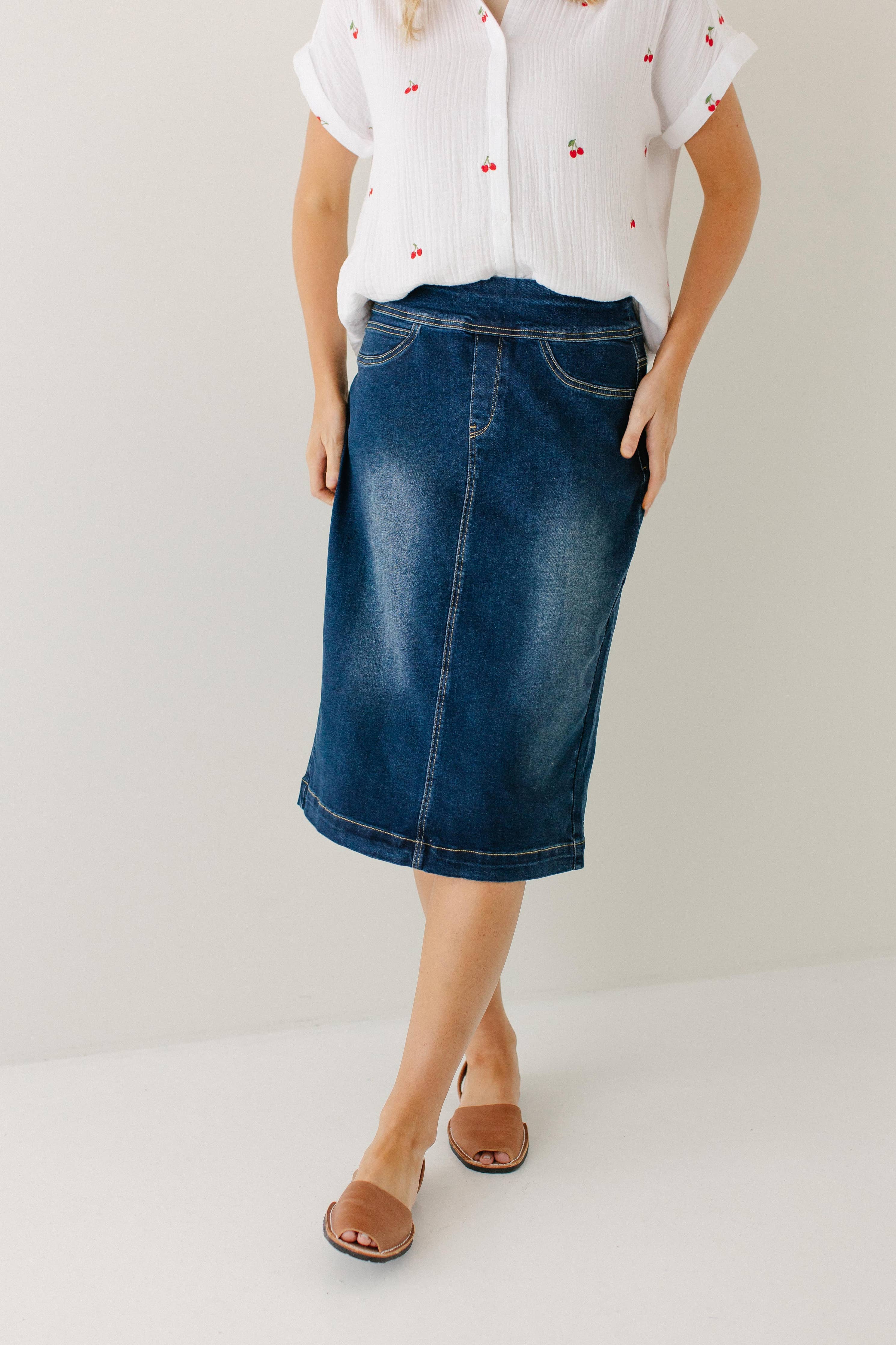 'Sara' Classic Knee Length Dark Denim Skirt