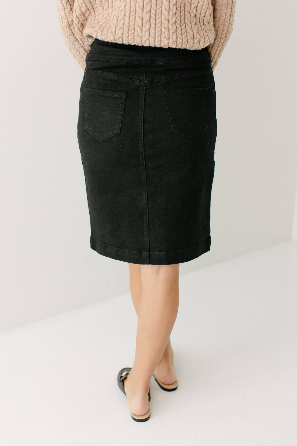 'Sara' Stretch Denim Skirt in Black