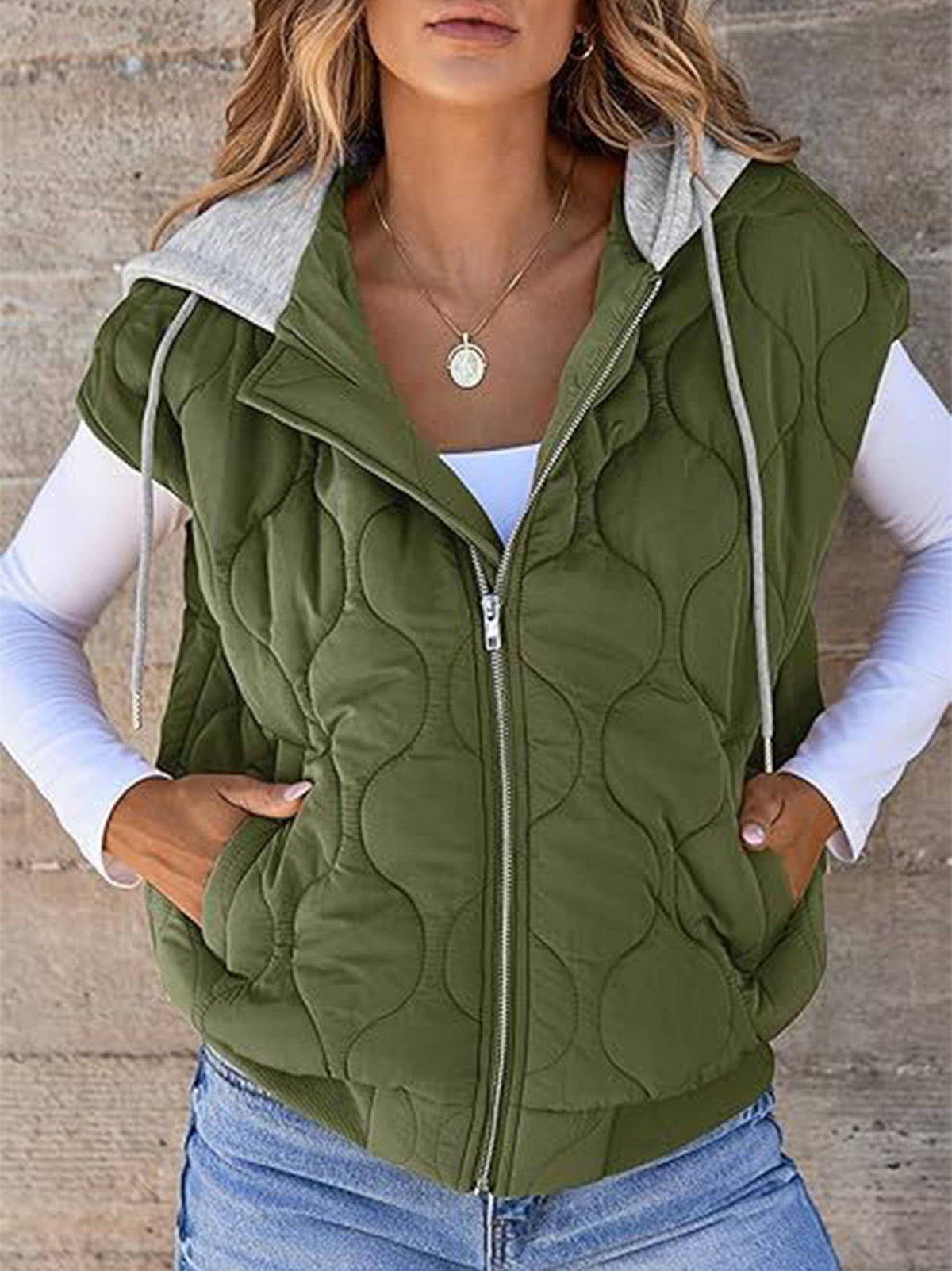 Color Blocked Sleeveless Jacket