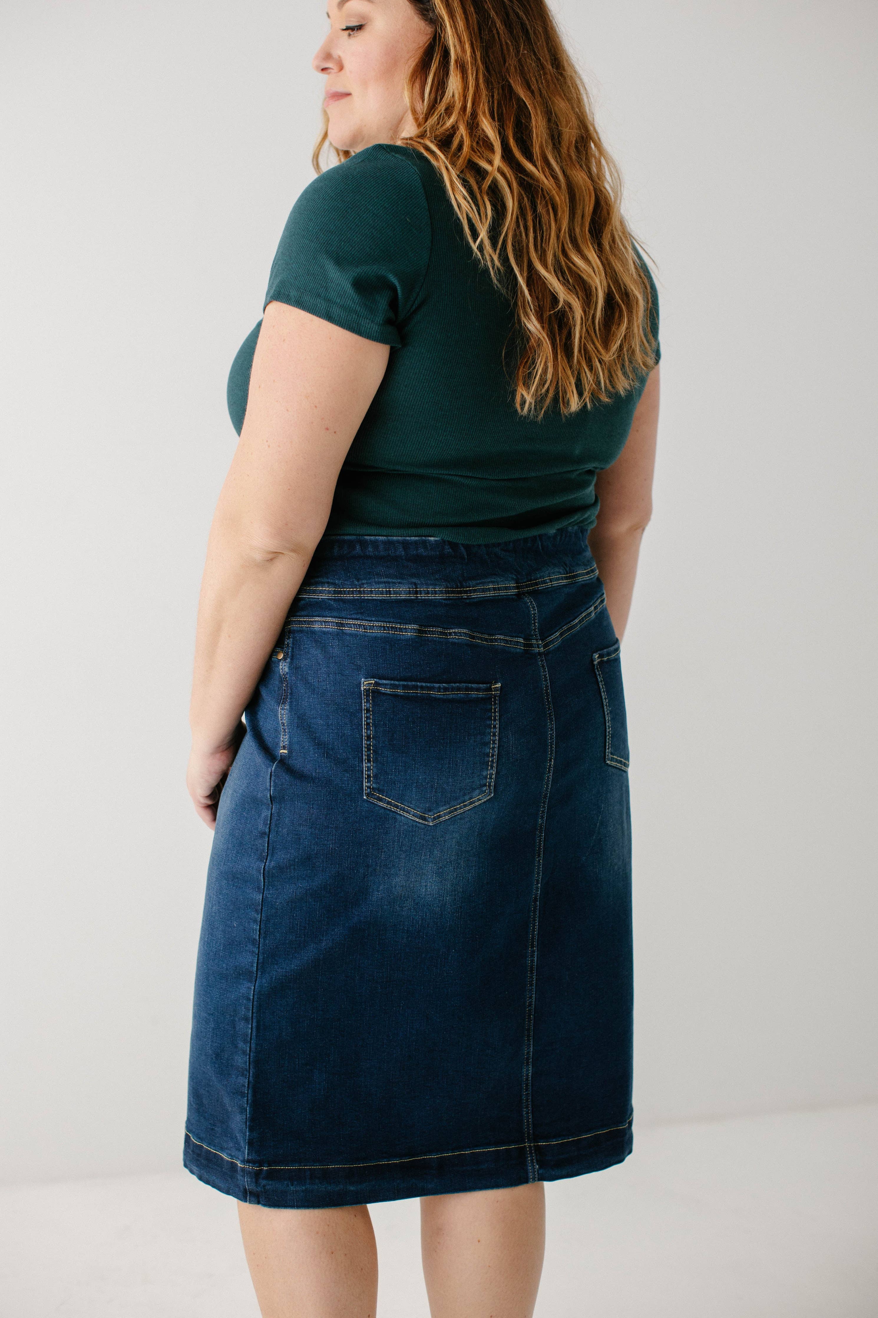 'Sara' Classic Knee Length Dark Denim Skirt