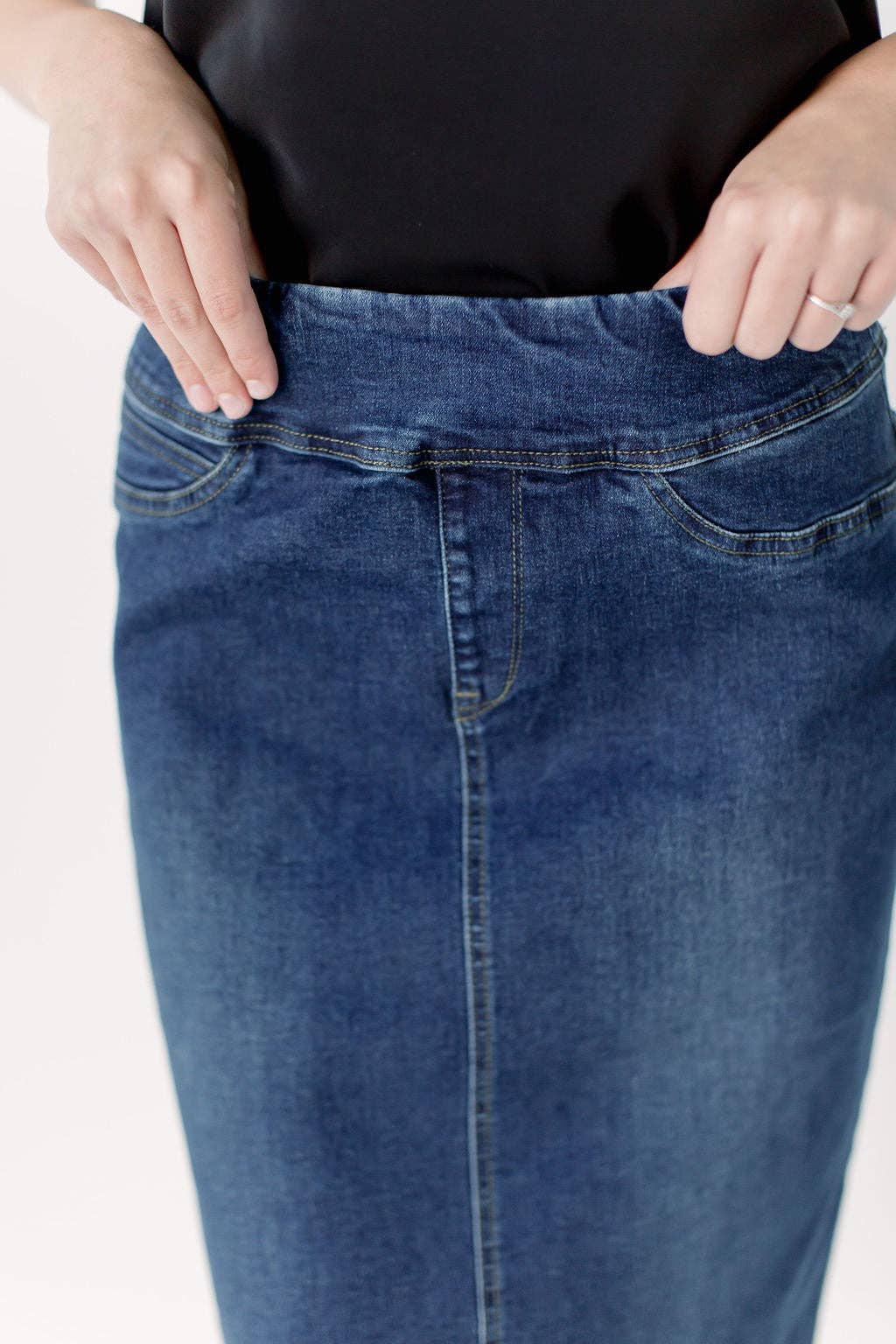 'Sara' Classic Knee Length Dark Denim Skirt