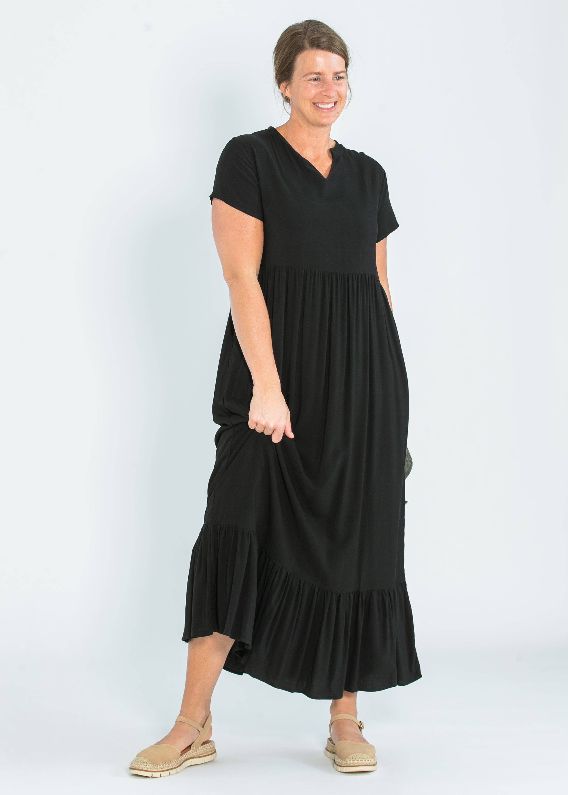 Womens Jaydrien Flutter Sleeve Maxi Dress Summer 2025