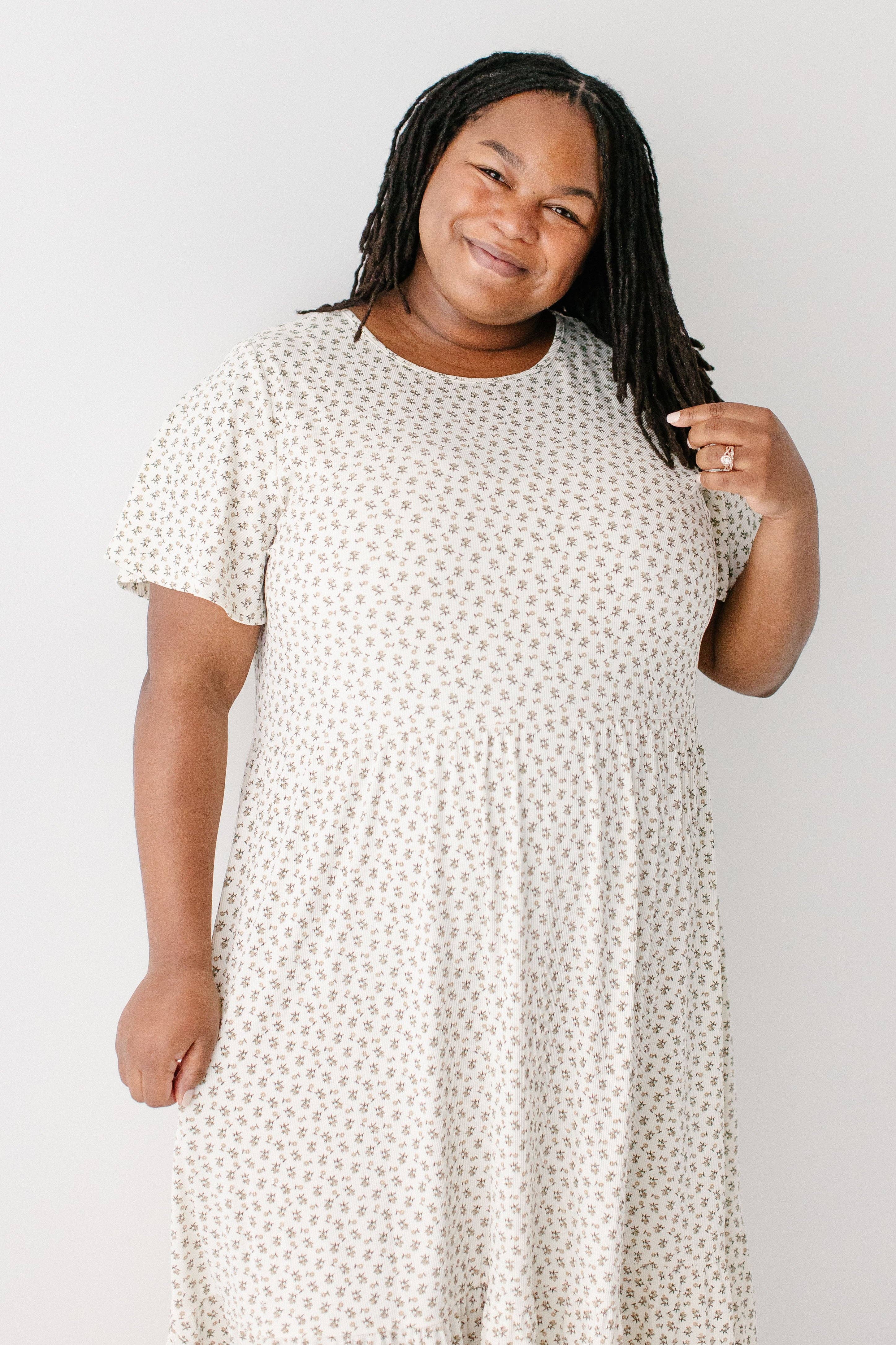 'Shiloh' Ditsy Floral Ribbed Midi Dress