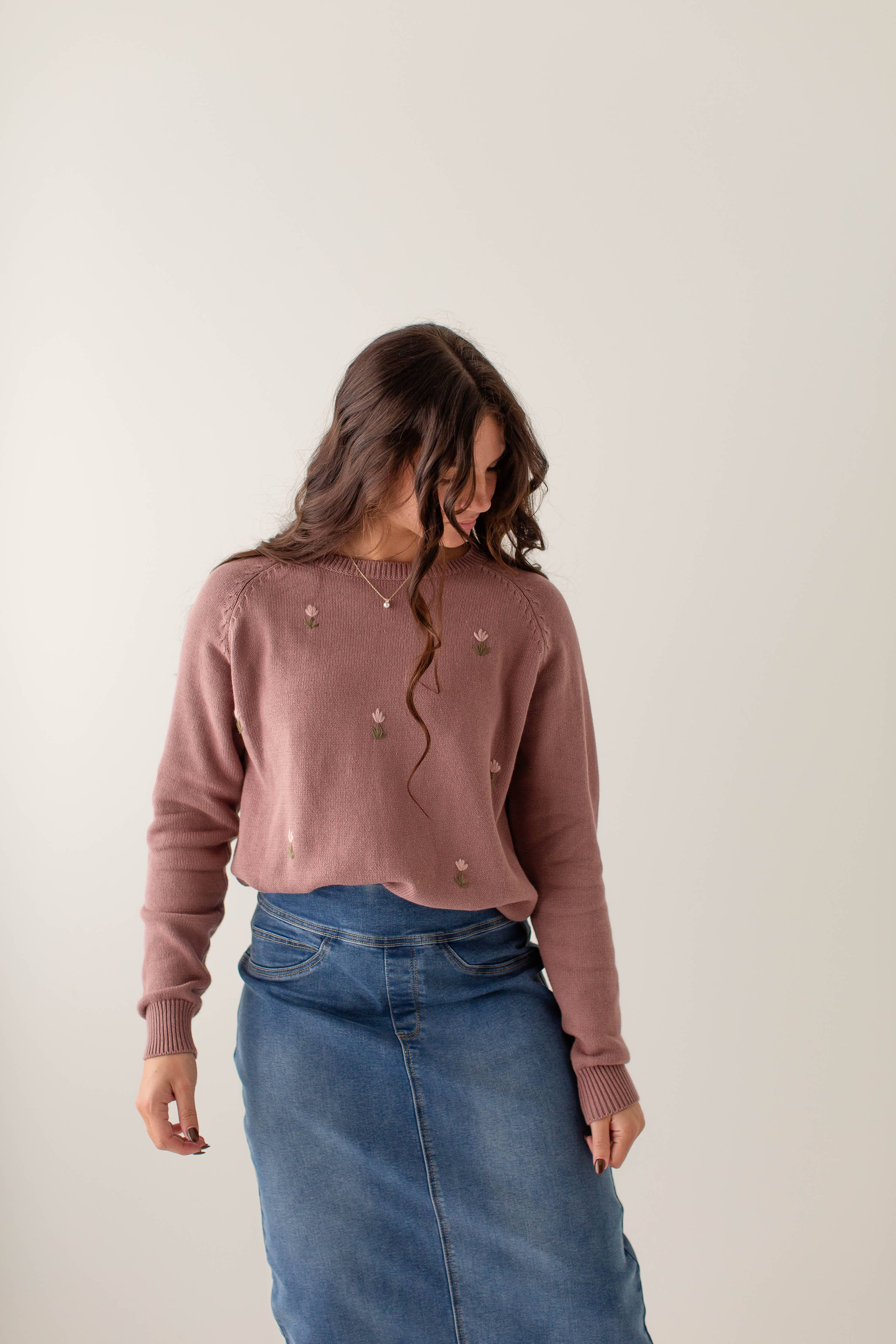 'Sara' Stretch Denim Skirt in Medium Wash