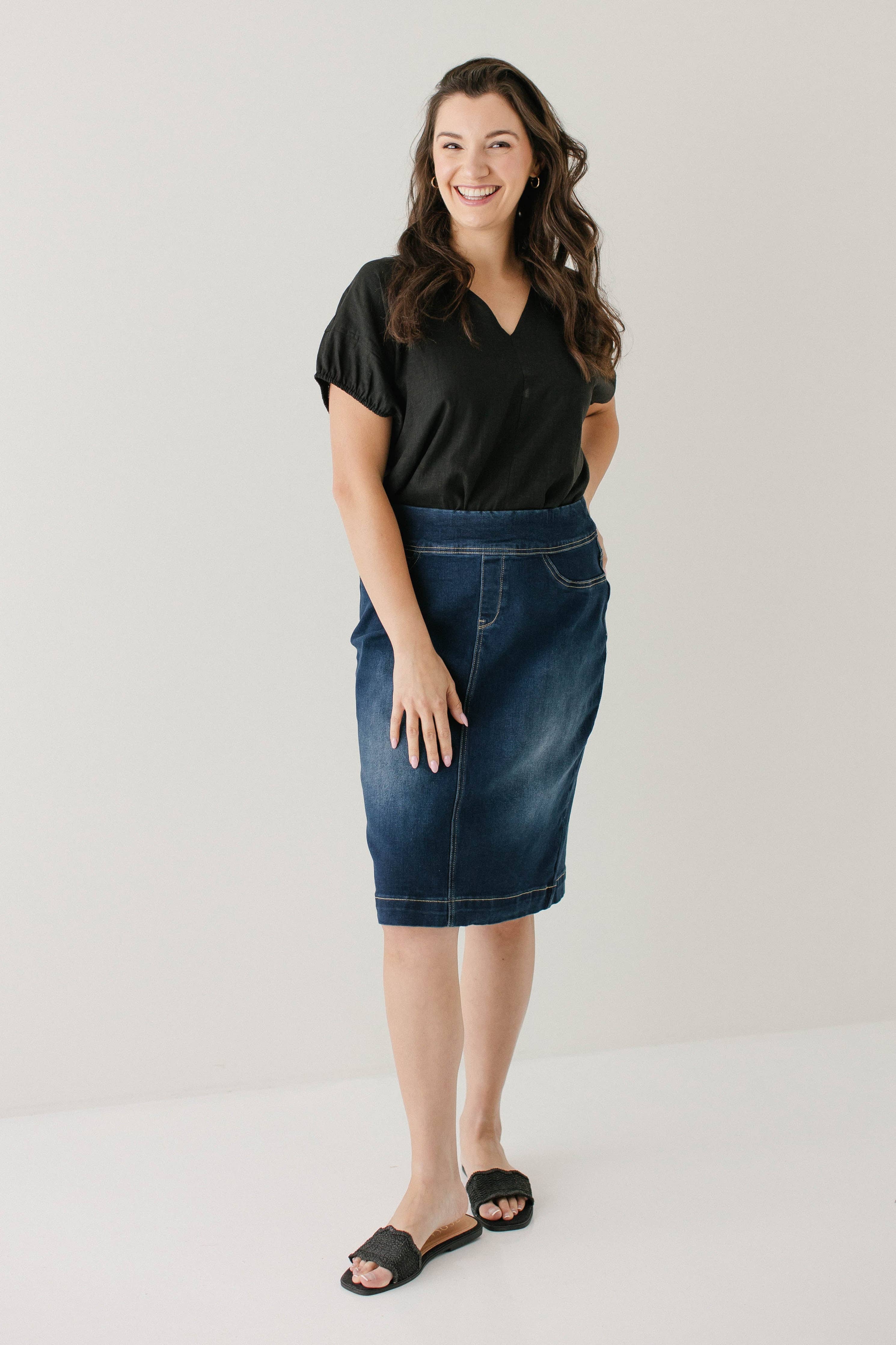'Sara' Classic Knee Length Dark Denim Skirt