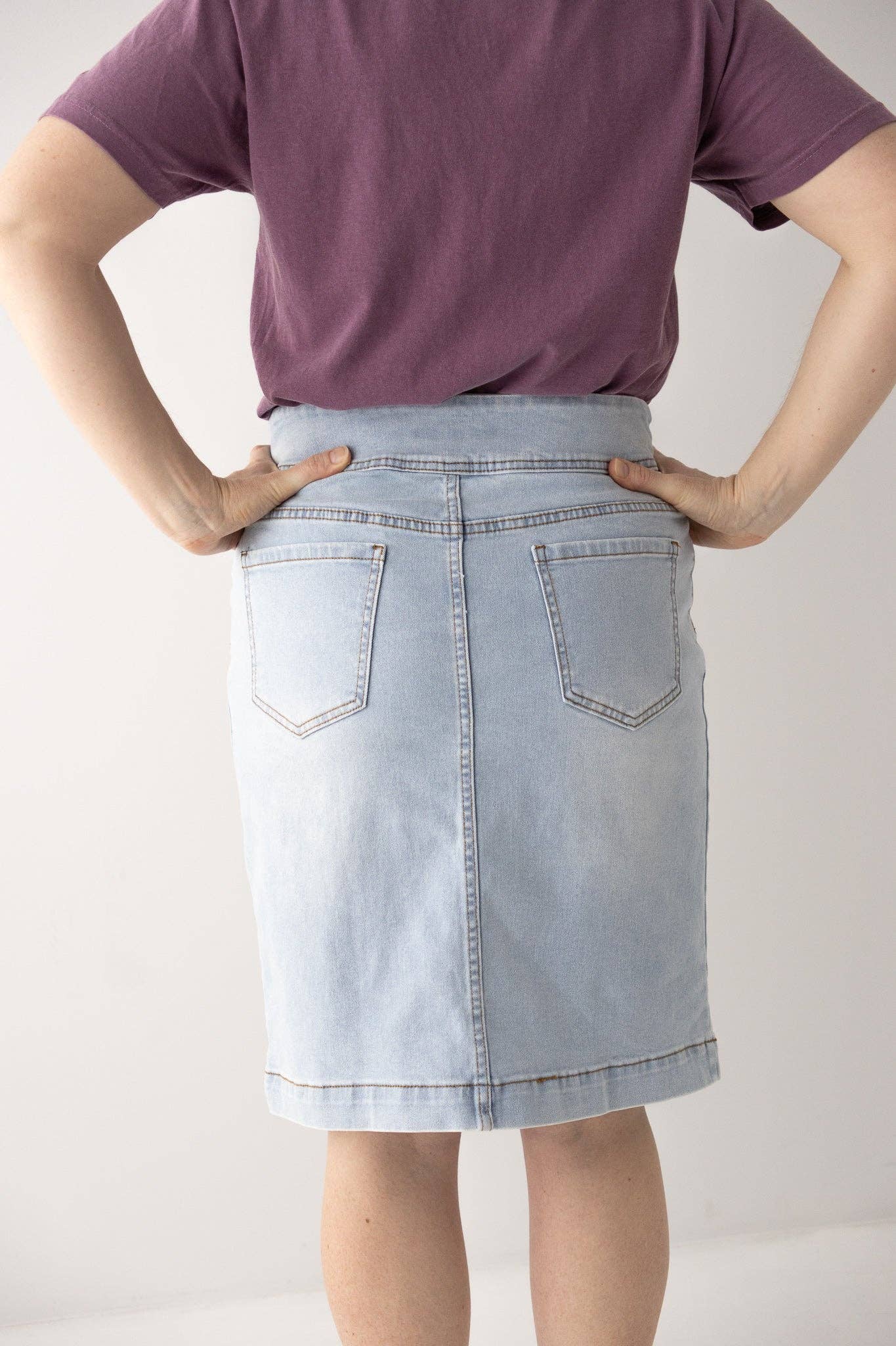 'Sara' Stretch Denim Skirt