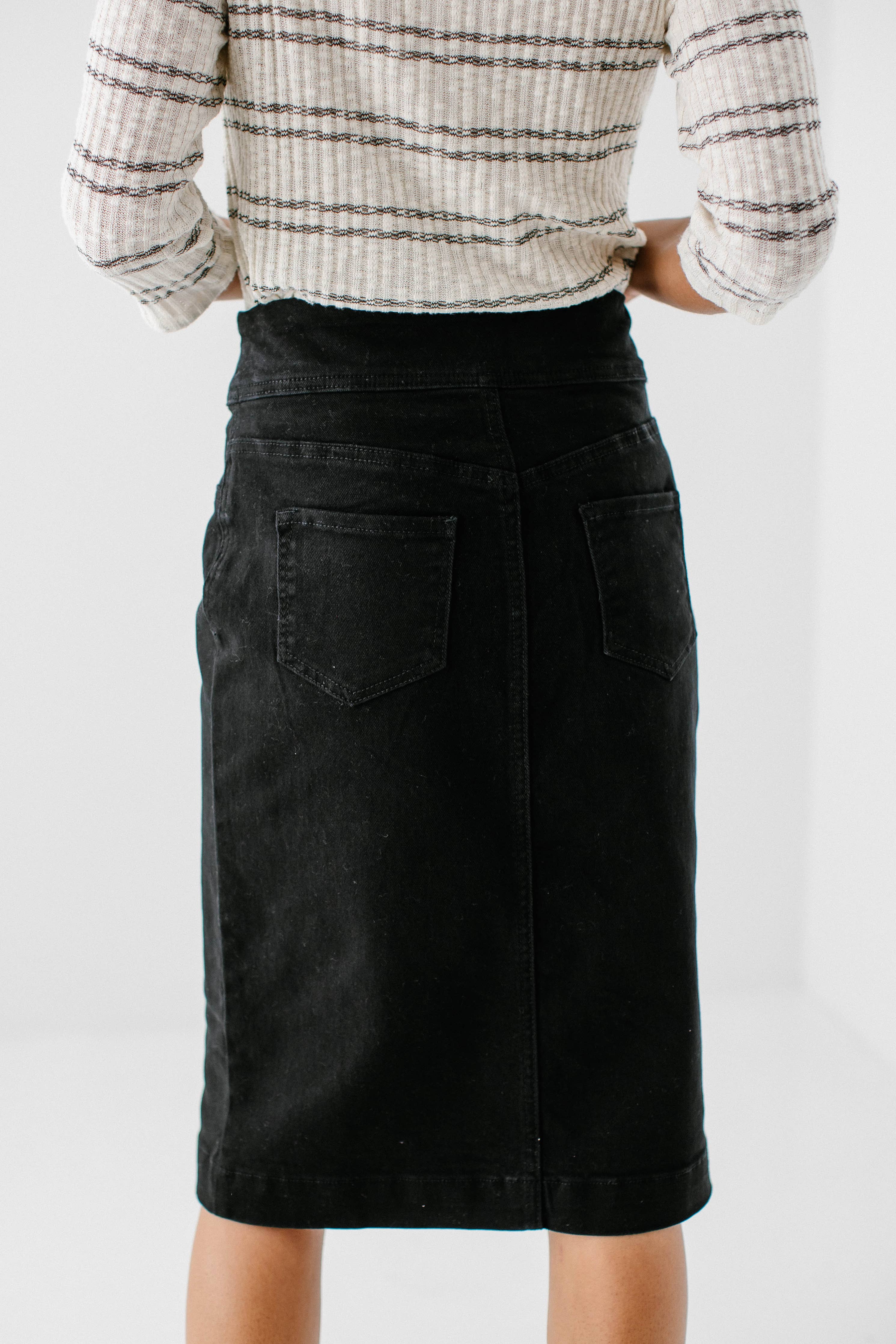 'Sara' Stretch Denim Skirt in Black