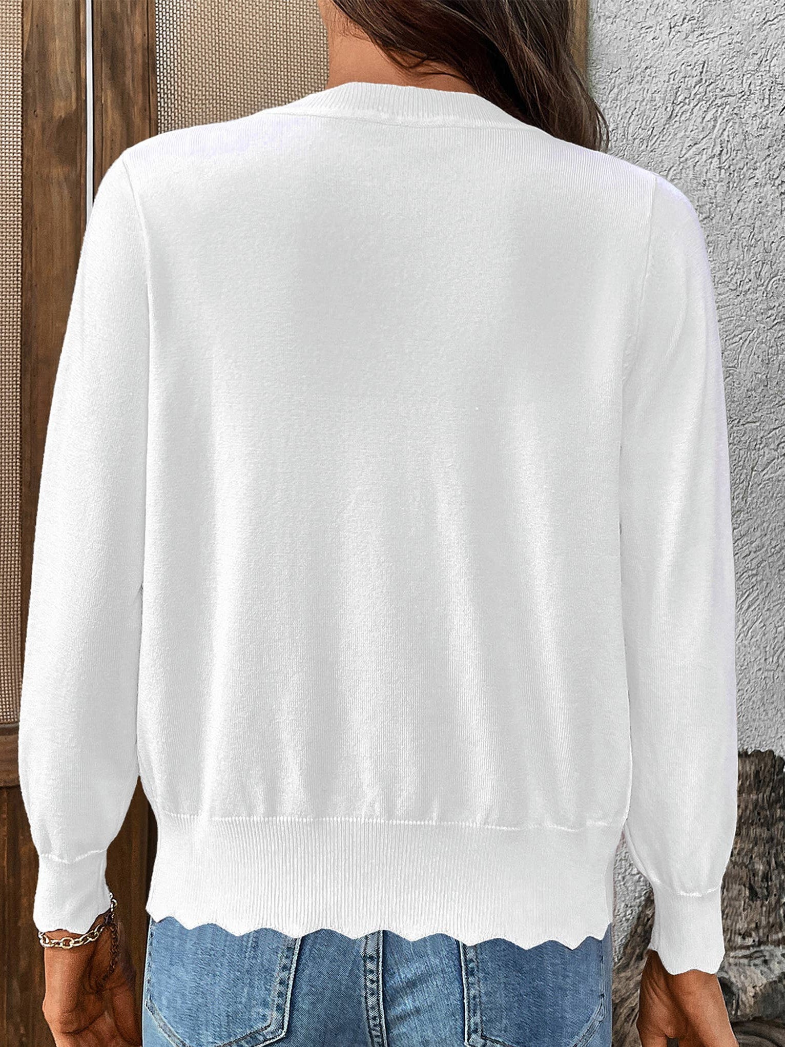 V-neck Long Sleeved Knitted Cardigan Thin Jacket